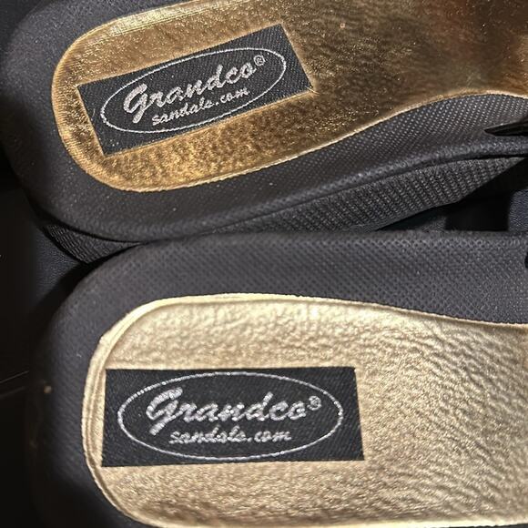 Grandco jeweled sandals sz 8 - Picture 3 of 6